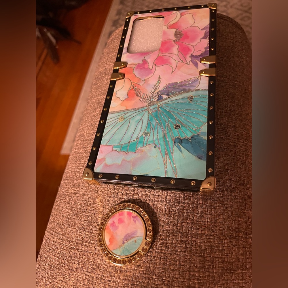 Protective cell phone case